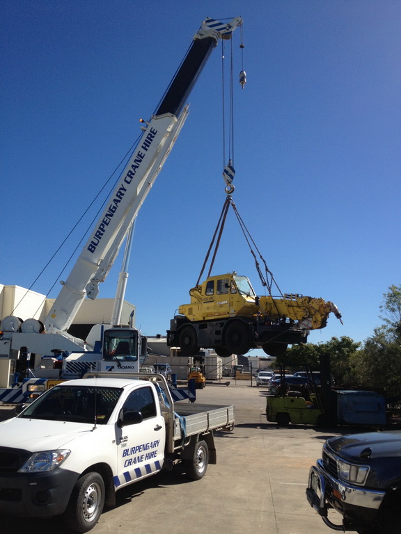 Unloading Crane | Burpengary Crane Hire